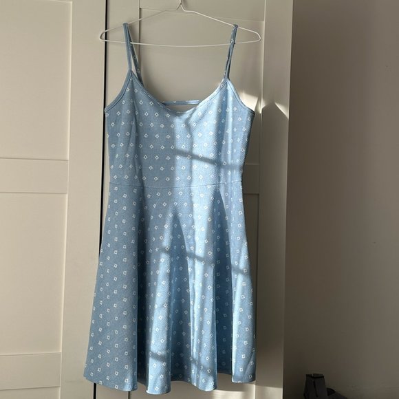 Rebel Sugar Flowy Light Blue and White Cut-Out Mini Dress (Large) - Picture 1 of 4